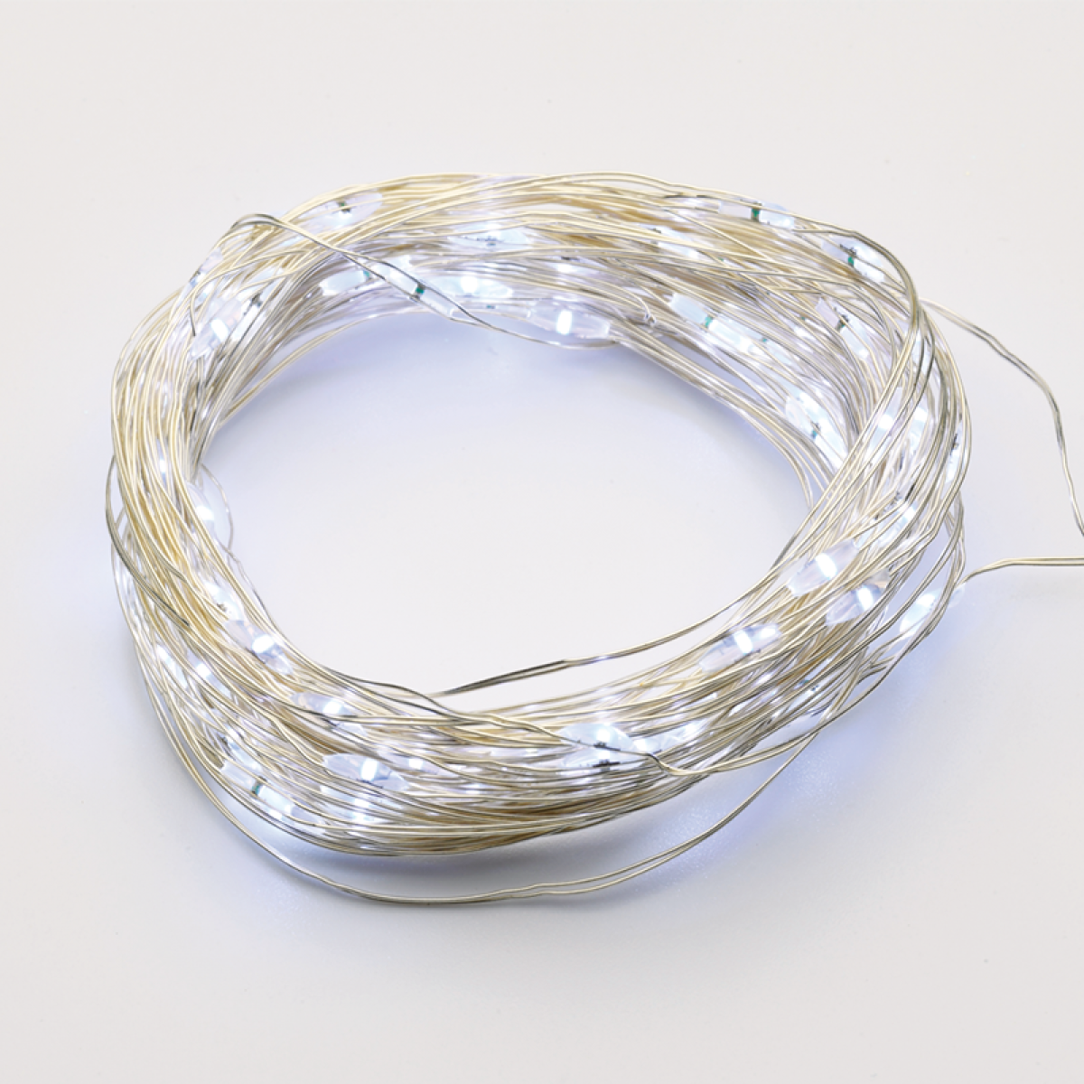 ACA 100 LED ΛΑΜΠΑΚ ΣΕΙΡΑ ΧΡΟΝΟΔΙΑΚ ΛΕΥΚΟ ΑΣΗΜΙ ΚΑΛΩΔ ΧΑΛΚΟΥ & ΜΠΑΤΑΡ 3xAA IP44 10m+10cm