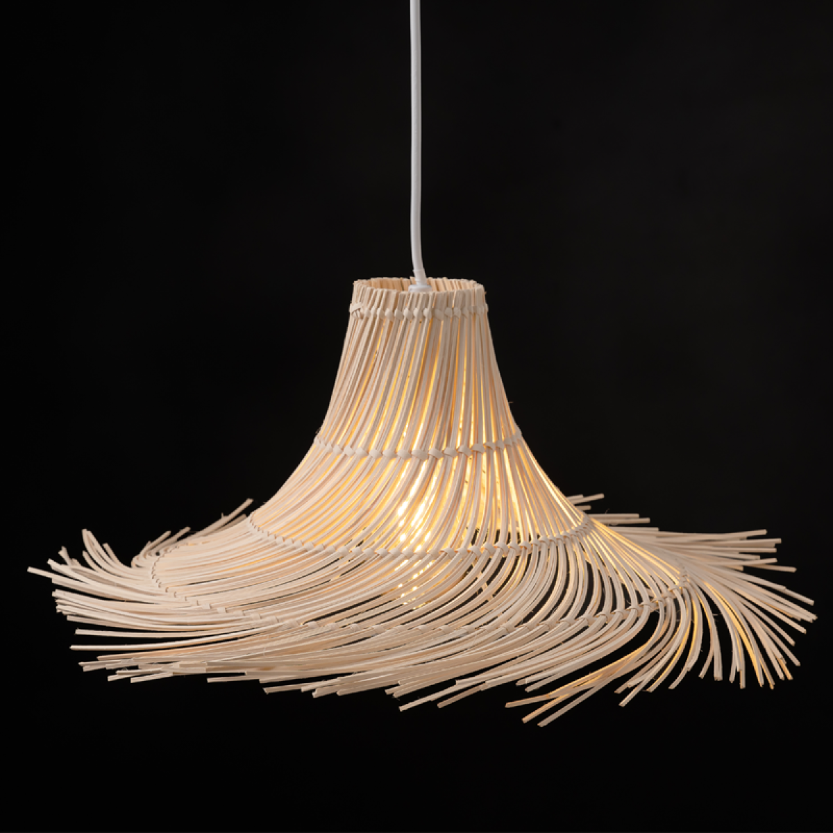 ACA ΚΡΕΜΑΣΤΟ Φ/Σ 1ΧΕ27 RATTAN D65xΗ19CM ΣΥΜΗ