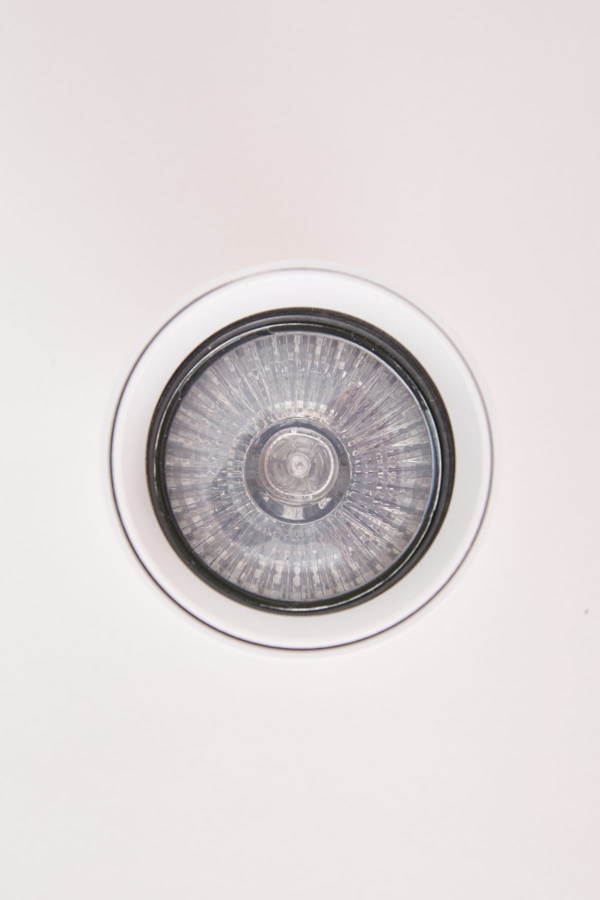 Home Lighting SE-SP-C-WH BALI SPOTLIGHT GU10 CEILING WHITE 57x110cm - Image 3